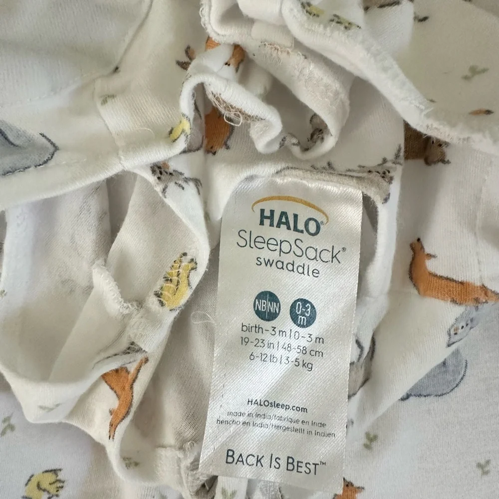 HALO SleepSack Swaddle Set in White, Pink and Pastel Hearts Like New 0-3 Months